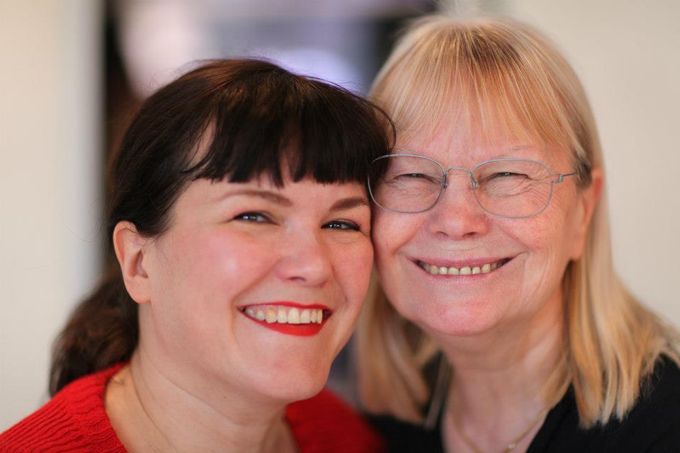 734404_10152695563260562_1117945806_n